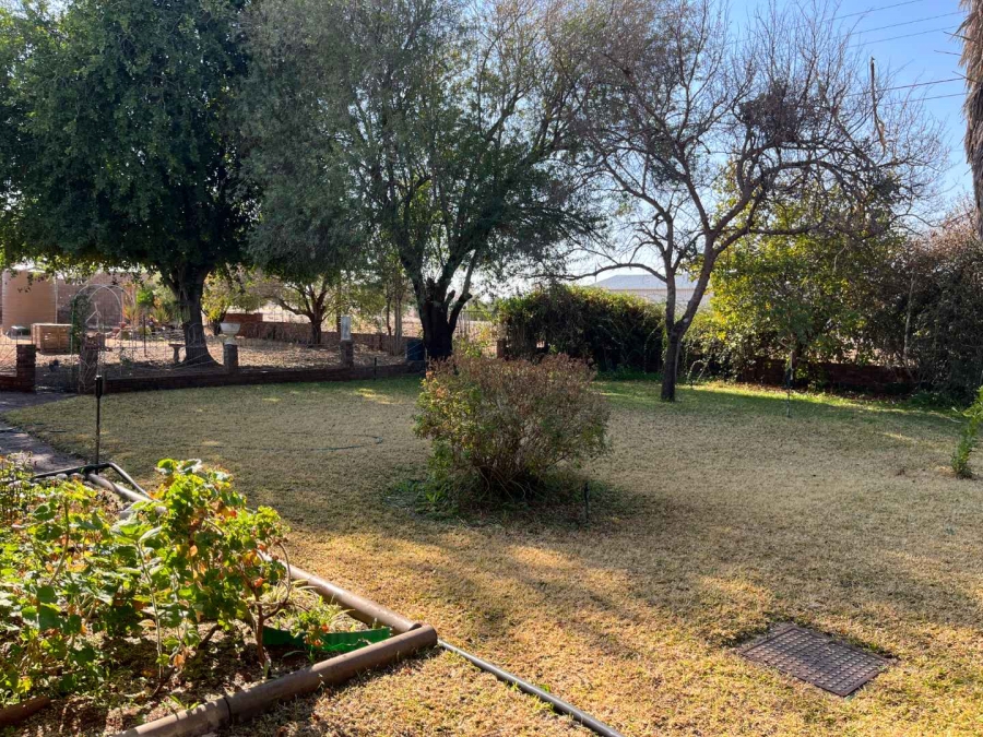4 Bedroom Property for Sale in Ses Brugge Northern Cape